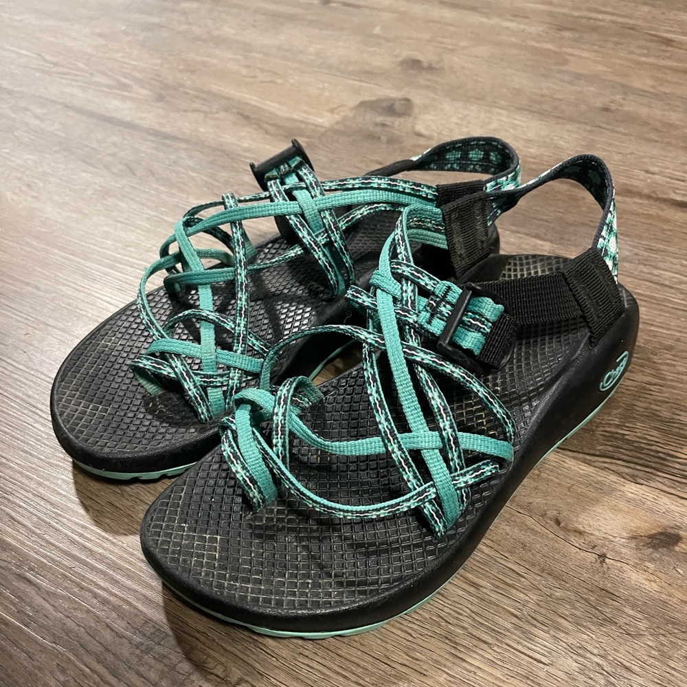 Womens chacos